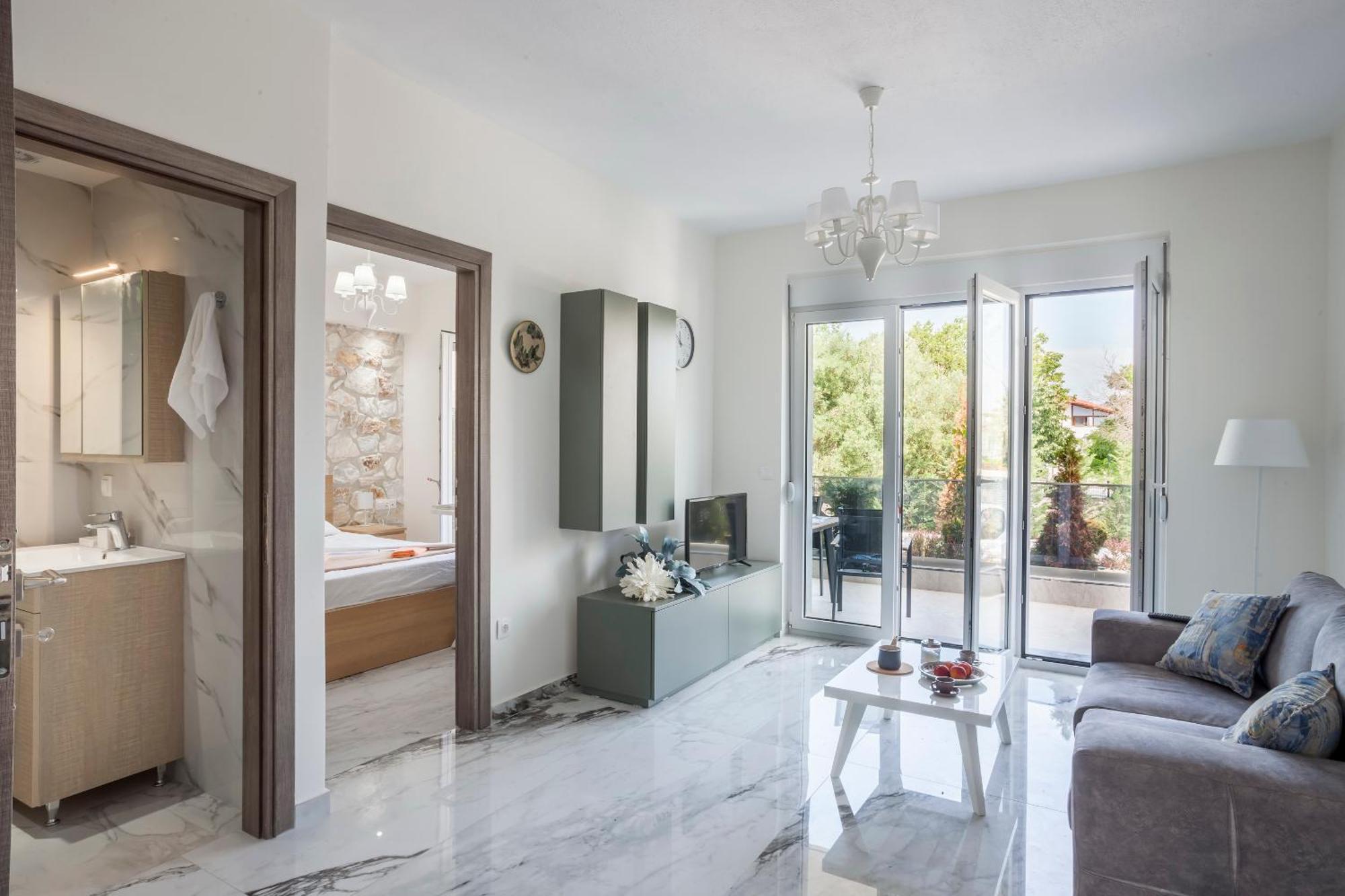 Valeri Luxury Stone Deluxe Hanioti